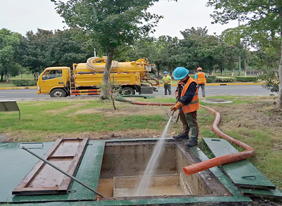思茅化油池清理